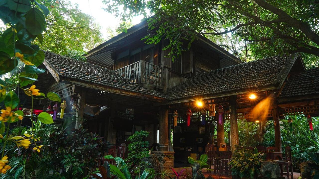 Tongluang Inthanon Homestay โต้งหลวงอินทนนท์โฮมสเตย์ Chom Thong Buitenkant foto