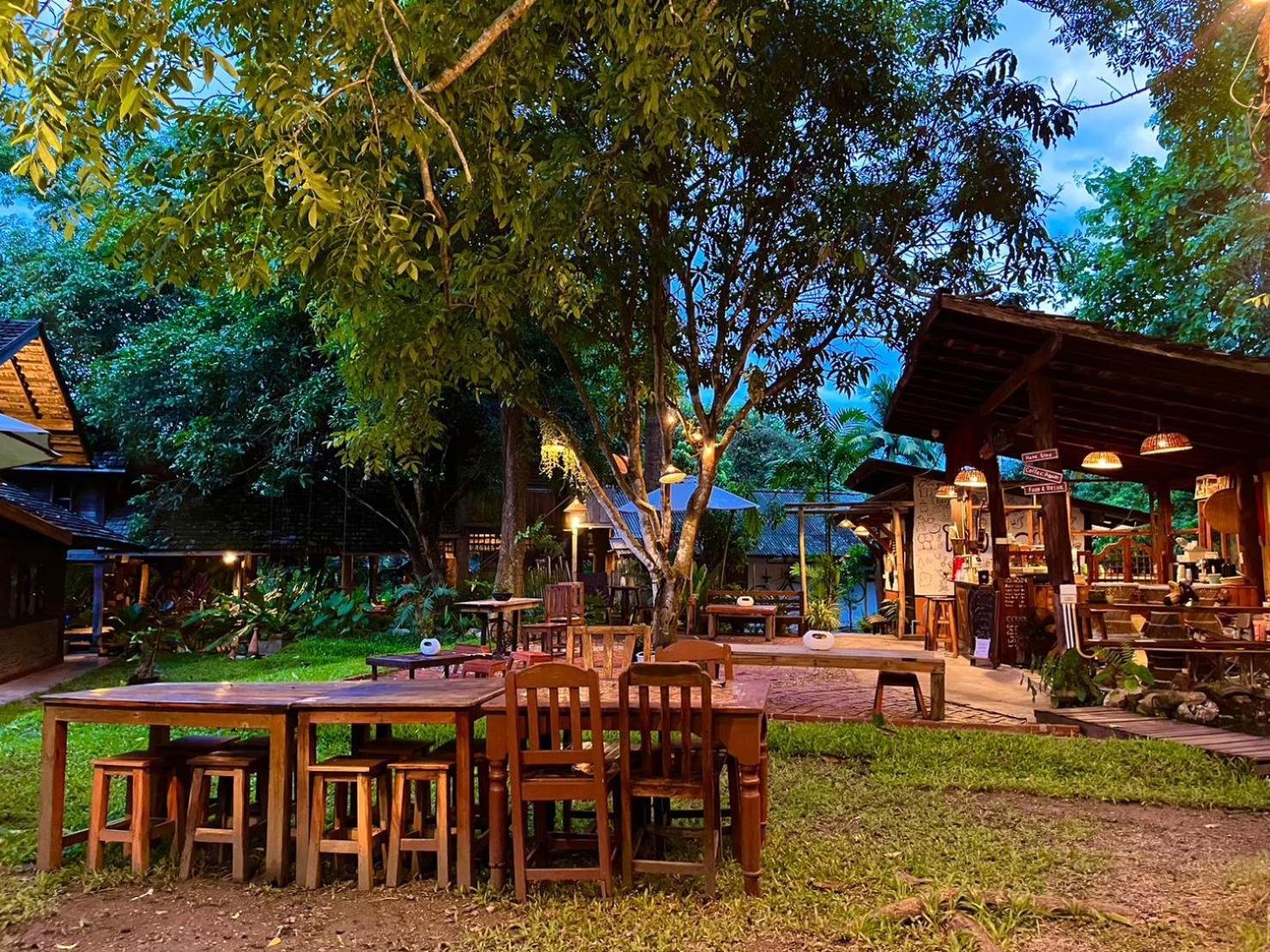 Tongluang Inthanon Homestay โต้งหลวงอินทนนท์โฮมสเตย์ Chom Thong Buitenkant foto